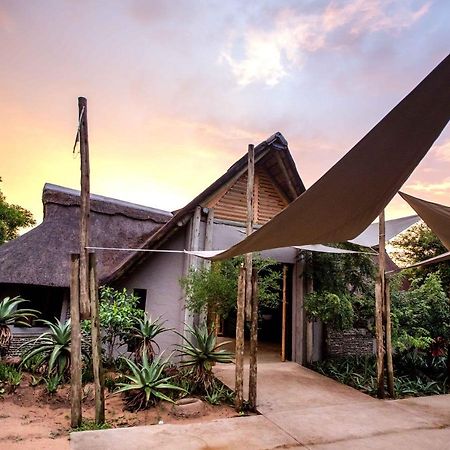 Royal Thonga Safari Lodge Sihangwane Екстер'єр фото