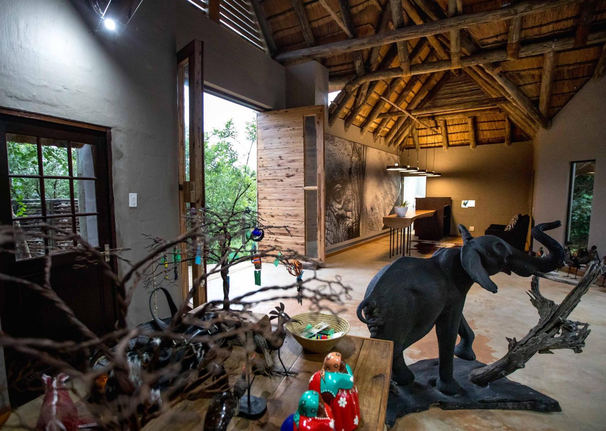 Royal Thonga Safari Lodge Sihangwane Екстер'єр фото